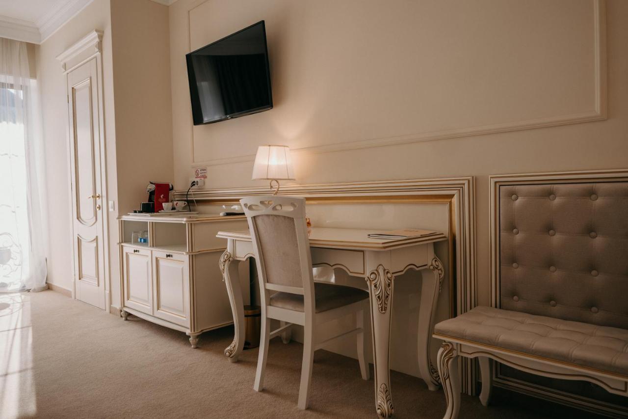 Hotel Zastava Uman Dmytrushky Zewnętrze zdjęcie
