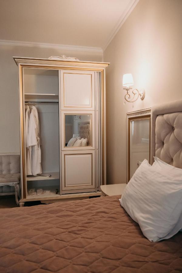 Hotel Zastava Uman Dmytrushky Zewnętrze zdjęcie