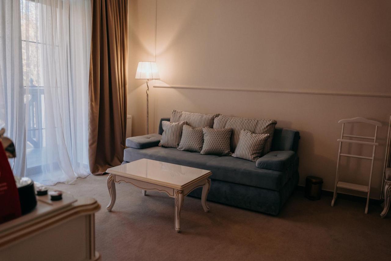 Hotel Zastava Uman Dmytrushky Zewnętrze zdjęcie